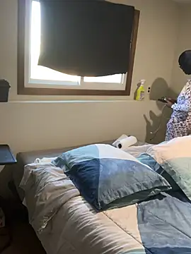 Snapshot of spicysugar74 chatting on December 12, 5:37 pm spicysugar74 online show from December 12, 5:37 pm