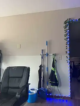 Snapshot of spicysugar74 chatting on November 19, 7:03 pm spicysugar74 online show from November 19, 7:03 pm