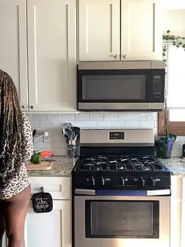 Snapshot of spicysugar74 chatting on February 8, 6:44 pm spicysugar74 online show from February 8, 6:44 pm