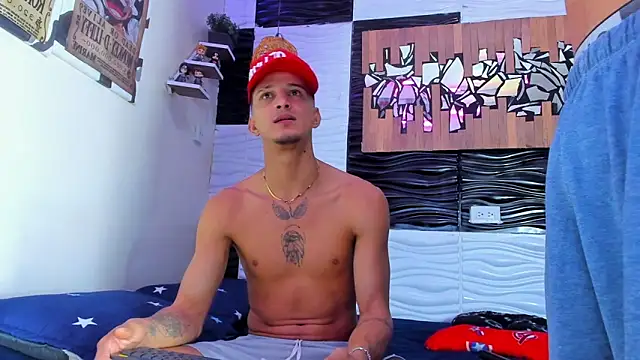 Snapshot of Friendsofeverything_ chatting on February 2, 1:10 pm Friendsofeverything online show from February 2, 1:10 pm