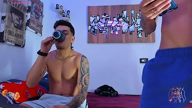 Snapshot of Friendsofeverything_ chatting on February 24, 1:53 pm Friendsofeverything online show from February 24, 1:53 pm