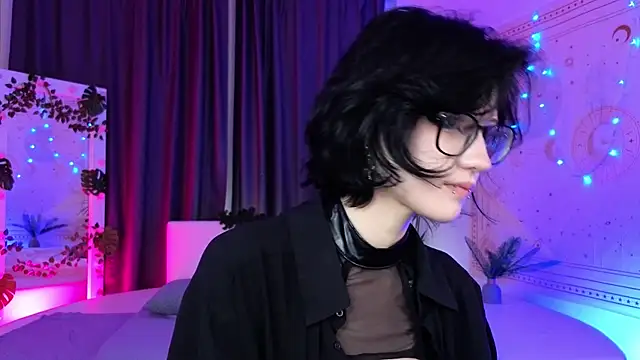 Snapshot of dark_vamp_ chatting on December 22, 9:09 pm dark vamp  online show from December 22, 9:09 pm