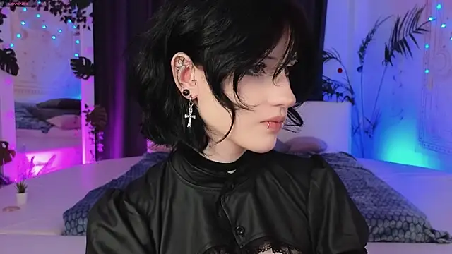 Snapshot of dark_vamp_ chatting on January 15, 11:00 am dark vamp  online show from January 15, 11:00 am