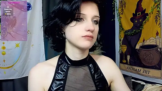 Snapshot of dark_vamp_ chatting on January 17, 6:44 pm dark vamp  online show from January 17, 6:44 pm