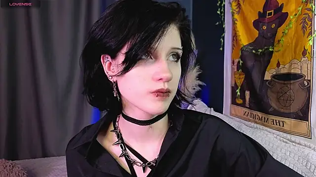 Snapshot of dark_vamp_ chatting on January 23, 3:43 pm dark vamp  online show from January 23, 3:43 pm