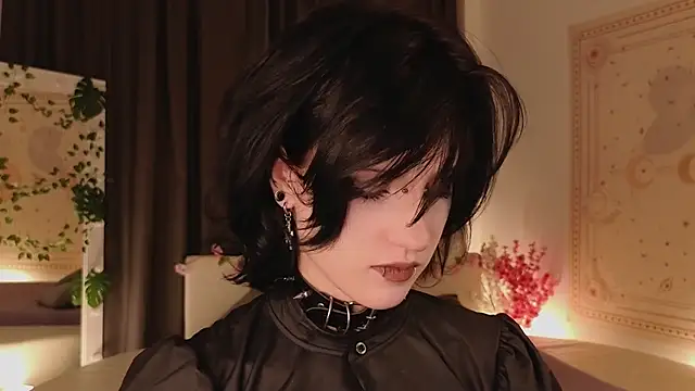 Snapshot of dark_vamp_ chatting on February 21, 9:54 pm dark vamp  online show from February 21, 9:54 pm