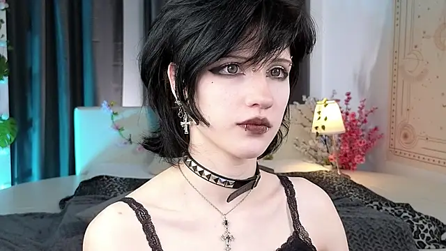 Snapshot of dark_vamp_ chatting on March 3, 2:59 pm dark vamp  online show from March 3, 2:59 pm