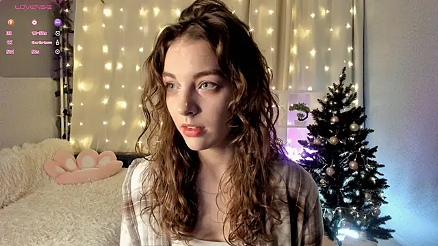 AraCopple online show from January 11, 5:18 pm