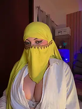 Snapshot of Amaltea chatting on March 1, 4:14 am Amaltea online show from March 1, 4:14 am