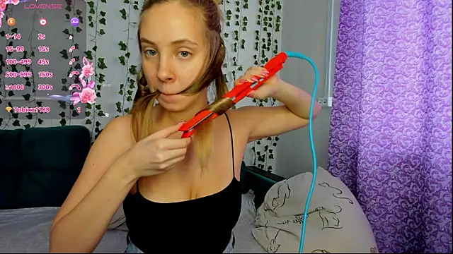 Kitty Katrine online show from January 27, 7:45 am