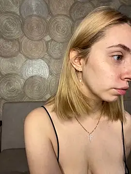 Kitty Katrine online show from October 29, 6:15 am