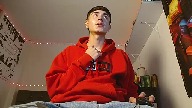 Snapshot of Im_juanda chatting on December 3, 11:24 pm Im juanda online show from December 3, 11:24 pm