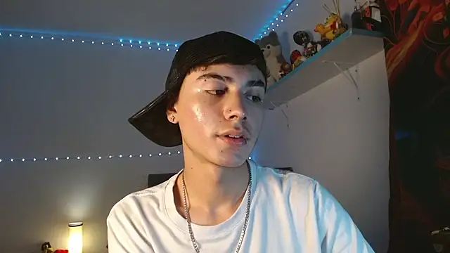 Snapshot of Im_juanda chatting on January 23, 12:04 am Im juanda online show from January 23, 12:04 am