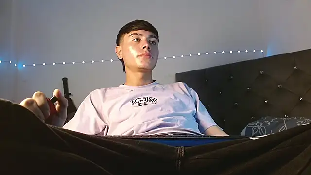 Snapshot of Im_juanda chatting on February 17, 6:15 pm Im juanda online show from February 17, 6:15 pm