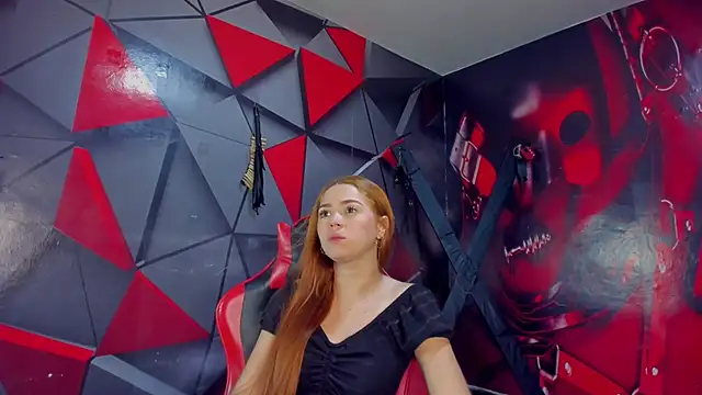 Hana and Zeta online show from November 29, 12:19 pm