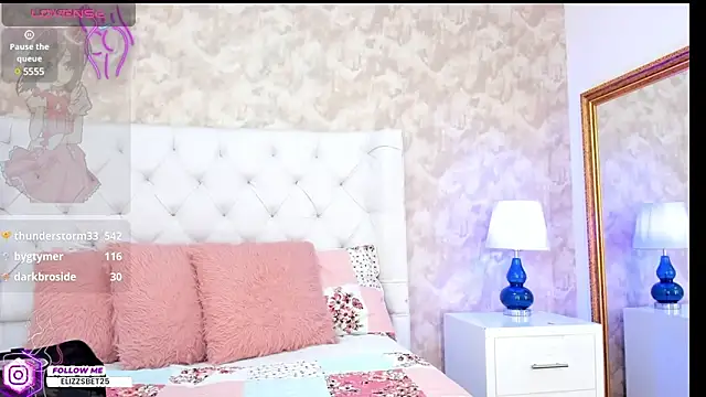 Eliza Thaylor   online show from December 26, 8:32 pm