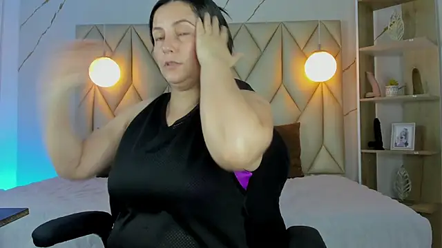 Snapshot of angelswets chatting on January 13, 2:00 pm angelswets online show from January 13, 2:00 pm