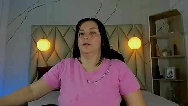 Snapshot of angelswets chatting on January 15, 1:59 pm angelswets online show from January 15, 1:59 pm