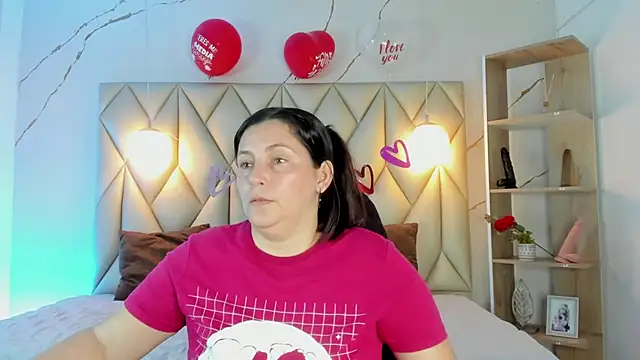 Snapshot of angelswets chatting on February 18, 1:07 pm angelswets online show from February 18, 1:07 pm