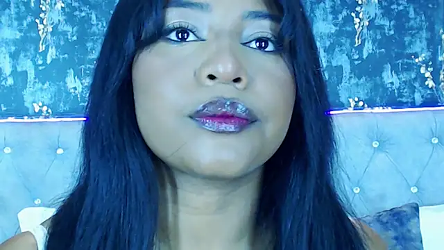 VanessaGlenn online show from February 17, 8:15 pm