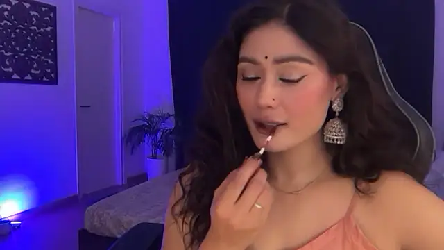 Snapshot of GoddessAnna chatting on June 18, 7:07 pm GoddessAnna online show from June 18, 7:07 pm