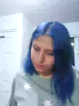 Snapshot of azulzulix chatting on February 1, 7:57 am azulzulix online show from February 1, 7:57 am