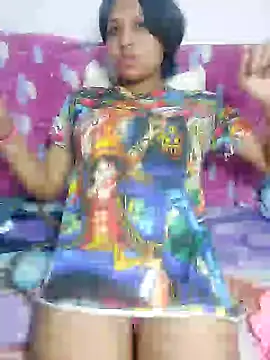Snapshot of azulzulix chatting on February 6, 4:53 am azulzulix online show from February 6, 4:53 am