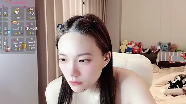 Snapshot of qiqi-666 chatting on February 27, 2:06 pm qiqi-666 online show from February 27, 2:06 pm