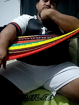 Snapshot of Palanquita4 chatting on February 5, 1:21 am Palanquita4 online show from February 5, 1:21 am