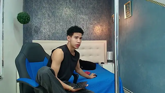 Erick Zhimerman online show from April 7, 11:54 am