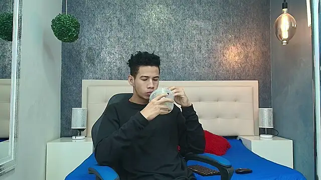 Erick Zhimerman online show from April 8, 12:16 pm