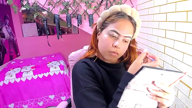 marcellaa303av online show from November 27, 3:52 am