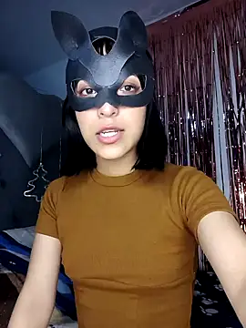 Snapshot of PequeArely chatting on February 3, 12:25 am PequeArely online show from February 3, 12:25 am