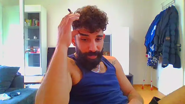 Snapshot of cankaraa96 chatting on September 21, 1:02 pm cankaraa96 online show from September 21, 1:02 pm