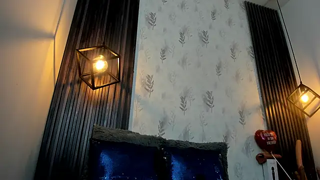 brigittemiller online show from October 16, 4:08 pm