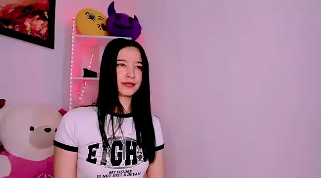 Manuelaa mejiia online show from December 21, 1:42 pm