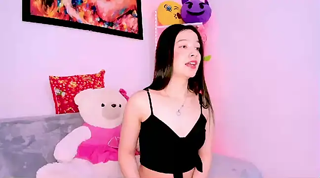 Manuelaa mejiia online show from December 25, 1:30 pm