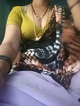 Snapshot of gunjan22 chatting on December 13, 10:41 am gunjan22 online show from December 13, 10:41 am