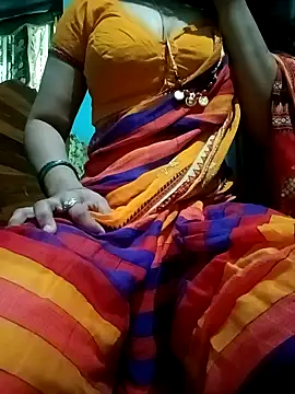 Snapshot of gunjan22 chatting on January 5, 7:17 am gunjan22 online show from January 5, 7:17 am