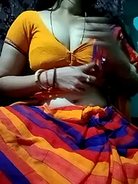 Snapshot of gunjan22 chatting on March 5, 6:12 am gunjan22 online show from March 5, 6:12 am