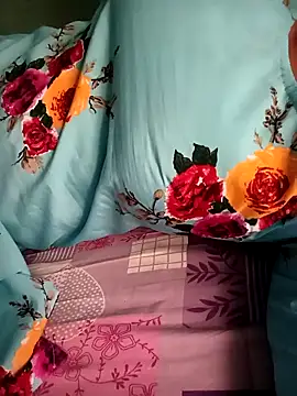 Snapshot of gunjan22 chatting on September 23, 9:01 am gunjan22 online show from September 23, 9:01 am