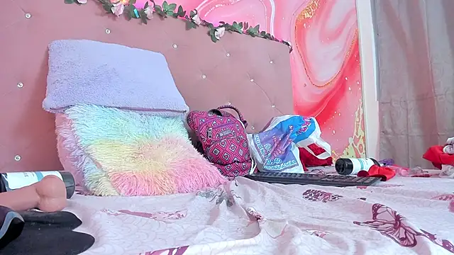 Snapshot of Taylor__cooper chatting on February 3, 10:00 pm Taylor cooper online show from February 3, 10:00 pm