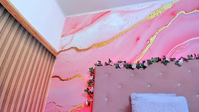 Snapshot of Taylor__cooper chatting on February 18, 10:14 pm Taylor cooper online show from February 18, 10:14 pm