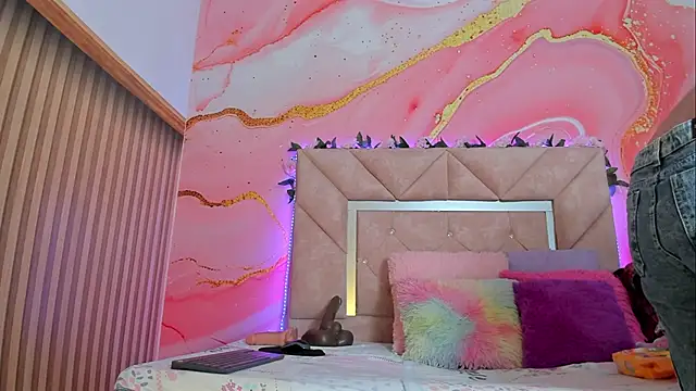 Snapshot of Taylor__cooper chatting on September 8, 6:29 pm Taylor cooper online show from September 8, 6:29 pm