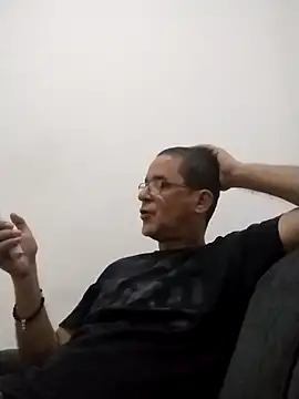 Snapshot of barboza991 chatting on February 12, 10:21 am barboza991 online show from February 12, 10:21 am