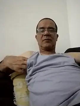 Snapshot of barboza991 chatting on February 21, 2:34 am barboza991 online show from February 21, 2:34 am