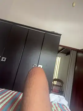 Snapshot of Dreamistofly chatting on April 2, 5:16 am Dreamistofly online show from April 2, 5:16 am