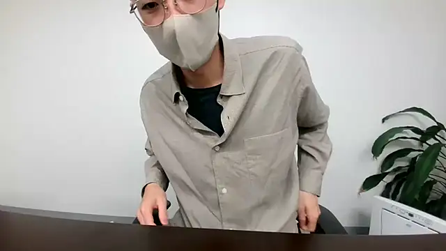 Snapshot of TakuryuJPN chatting on December 2, 9:50 pm TakuryuJPN online show from December 2, 9:50 pm