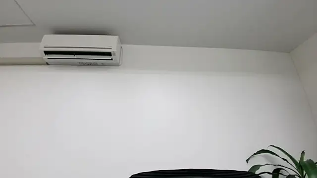 Snapshot of TakuryuJPN chatting on February 25, 9:57 pm TakuryuJPN online show from February 25, 9:57 pm