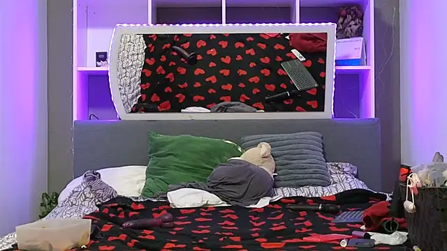 SunshineLexi online show from October 3, 5:10 pm